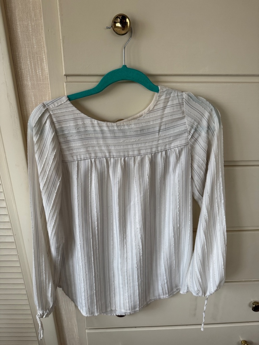 LOFT White Textured Long-Sleeve Peasant Blouse